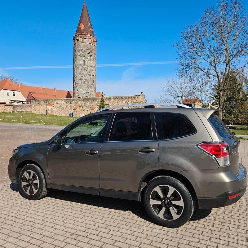 Gebraucht Subaru Forester Exclusive+ 150 PS (110 kW) 2017 Braun SUV