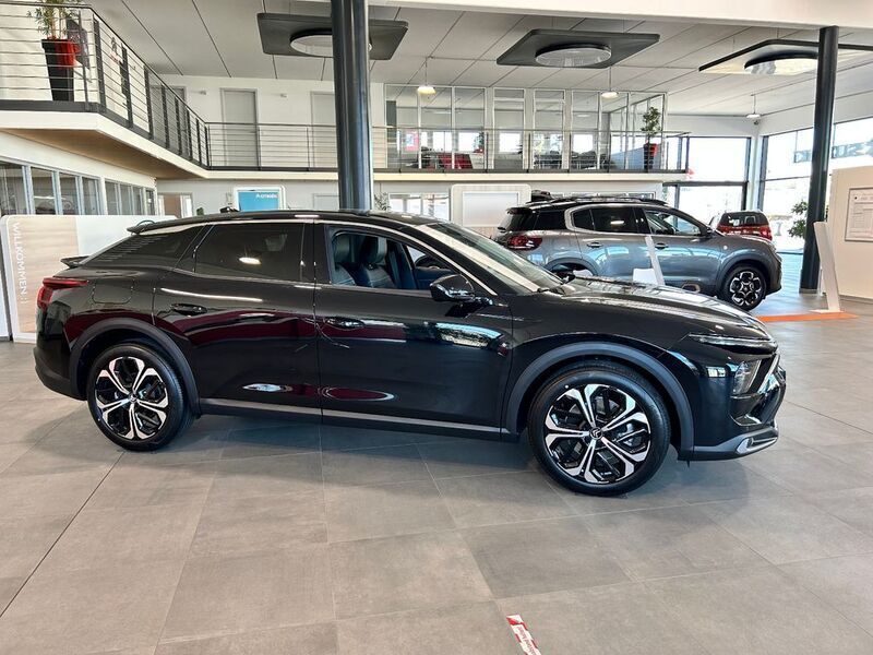Gebraucht Citroën C5 X Shine 224 PS (164 kW) 2023 Perla neraschwarz (m09v) (metallic) Kombi