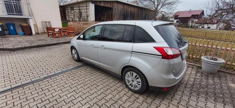 Gebraucht Ford Grand C-Max 125 PS (91 kW) 2018 Silber Van / Kleinbus