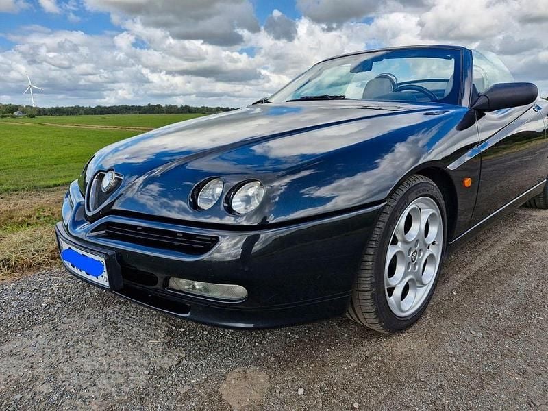 Gebraucht Alfa Romeo Spider 150 PS (110 kW) 2001 Schwarz Cabrio