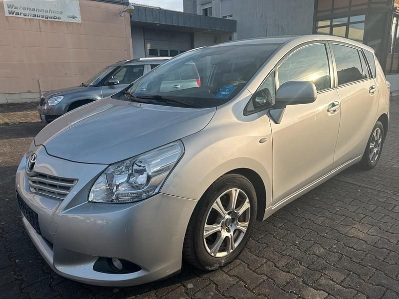 Gebraucht Toyota Verso 126 PS (92 kW) 2012 Van / Kleinbus