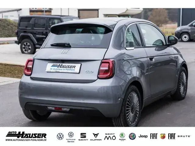 Gebraucht Fiat 500e Tech 86 kW (118 PS) 2023 Grau Kleinwagen