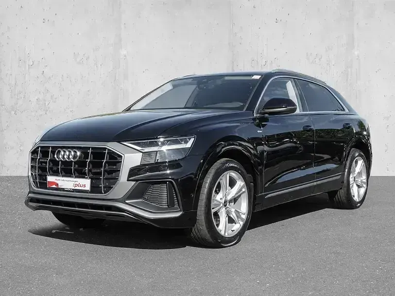 Używany Audi Q8 Ambiente 286 KM (210 kW) 2022 Czarny SUV