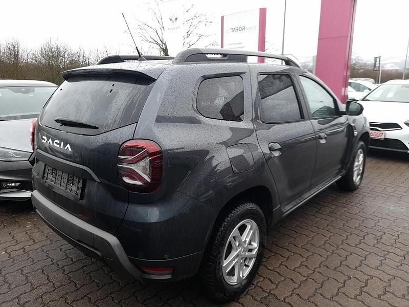 Gebraucht Dacia Duster Journey 131 PS (96 kW) 2023 Kometengrau metallic SUV
