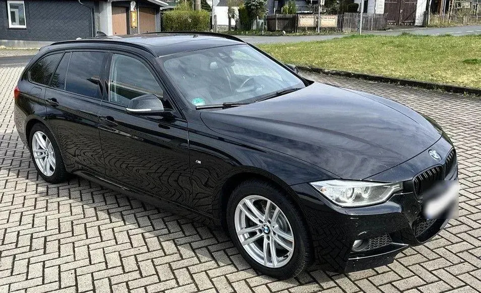 Gebraucht BMW 330 M Sport 258 PS (189 kW) 2013 Schwarz Kombi