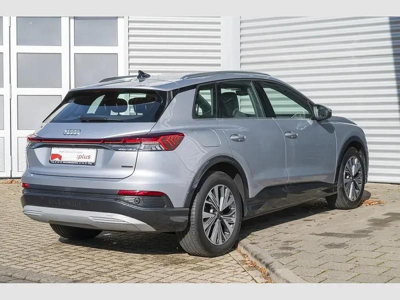 Gebraucht Audi Q4 e-tron Advanced Plus 154 kW (210 PS) 2025 Silber SUV