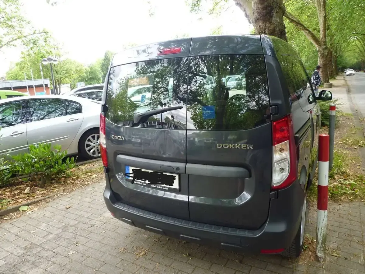 Gebraucht Dacia Dokker 116 PS (85 kW) 2014 Grau Van / Kleinbus