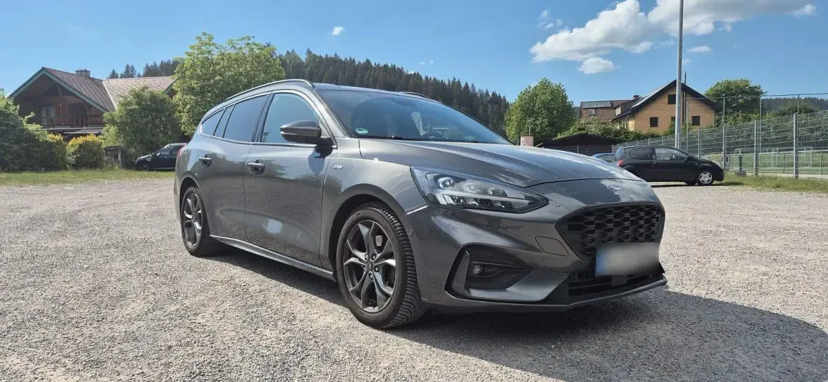 Gebraucht Ford Focus ST-Line X 151 PS (111 kW) 2020 Schwarz Kombi