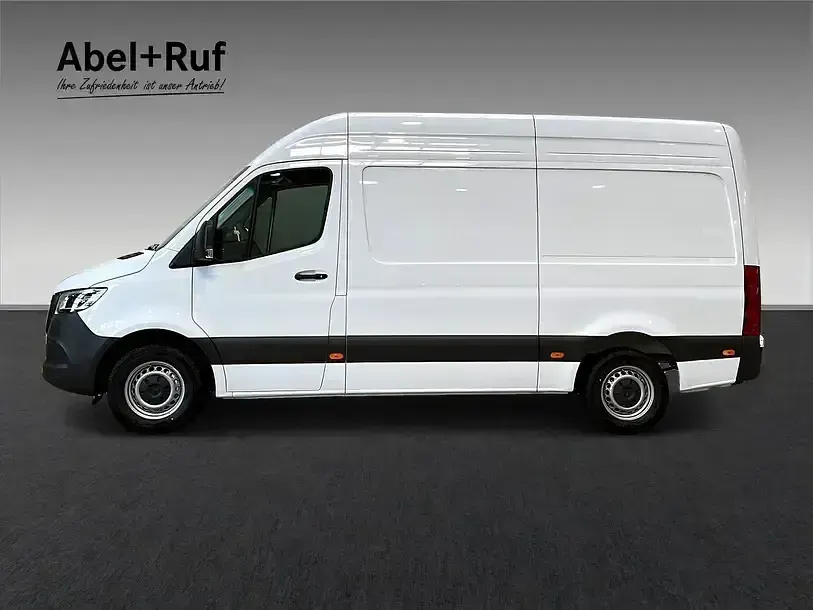 Używany Mercedes Sprinter 170 KM (125 kW) 2026 Biały Van