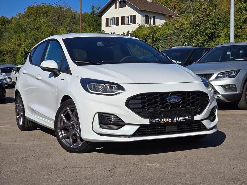 Gebraucht Ford Fiesta ST-Line X 125 PS (91 kW) 2024 Weiß Limousine