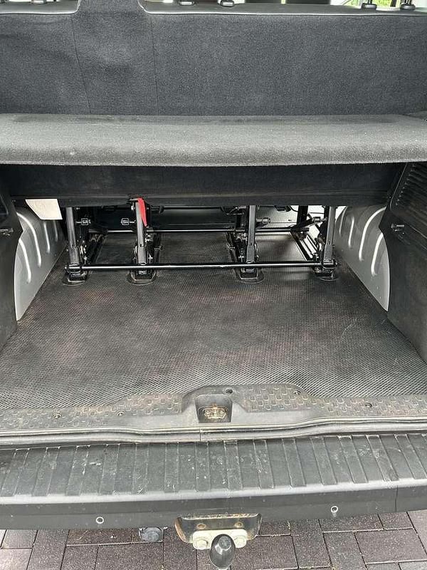 Grau Gebraucht 2020 Nissan NV300 Comfort Van | 23.900 € (Etwas zu teuer) - Bild 1/4