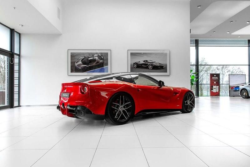 Gebraucht Ferrari F12 740 PS (544 kW) 2015 Rot Coupé