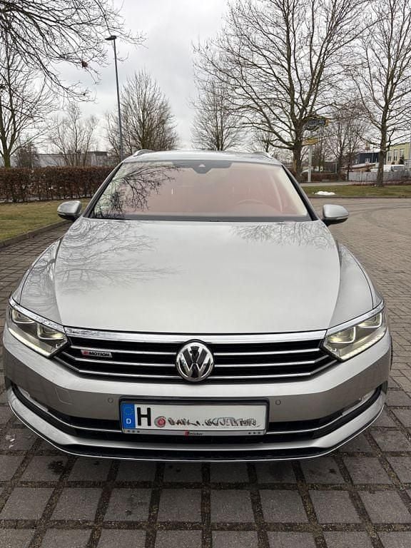 Gebraucht VW Passat Highline 190 PS (139 kW) 2016 Beige Kombi