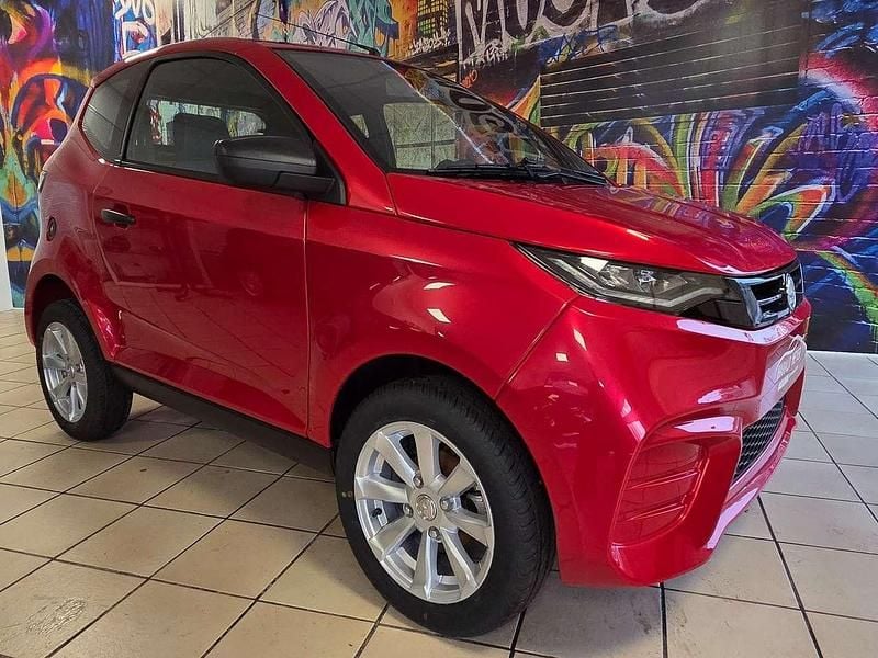 Neu Aixam Microcar Pack 2026 Perlmuttrot Kleinwagen