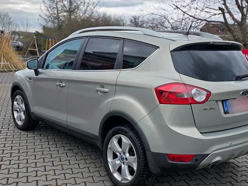 Gebraucht Ford Kuga 136 PS (100 kW) 2008 Grau SUV