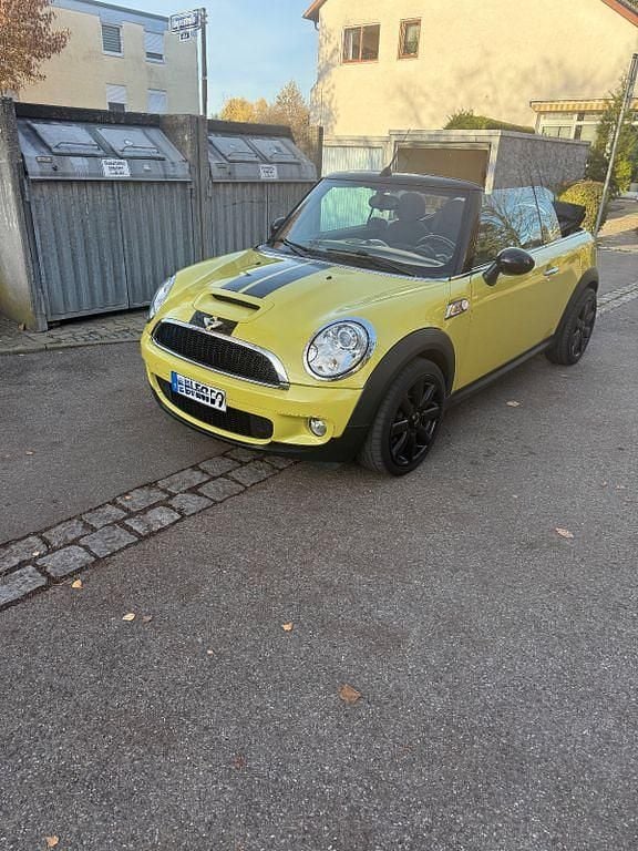Grün Gebraucht 2010 Mini Cooper S Cabriolet Cabrio | 8.799 € (Etwas zu teuer) - Bild 1/4