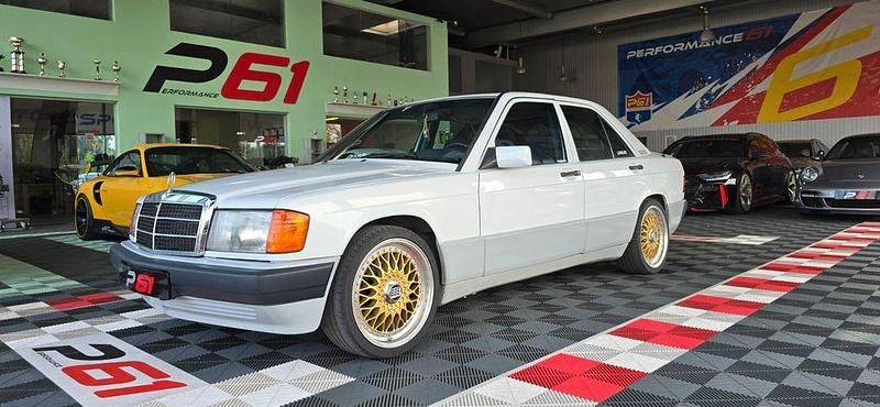 Weiß Gebraucht 1991 Mercedes 190 Limousine | 5.499 € - Bild 1/4