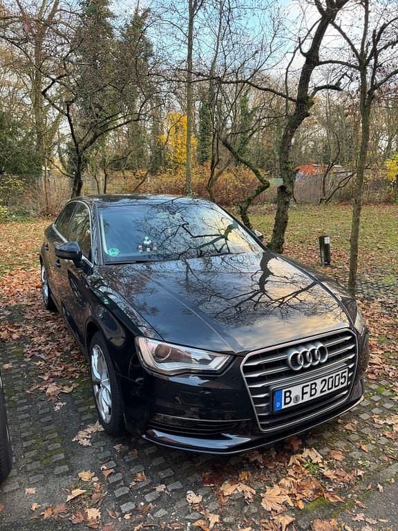 Schwarz Gebraucht 2015 Audi A3 S-Line Limousine | 11.500 € (Superpreis) - Bild 1/4