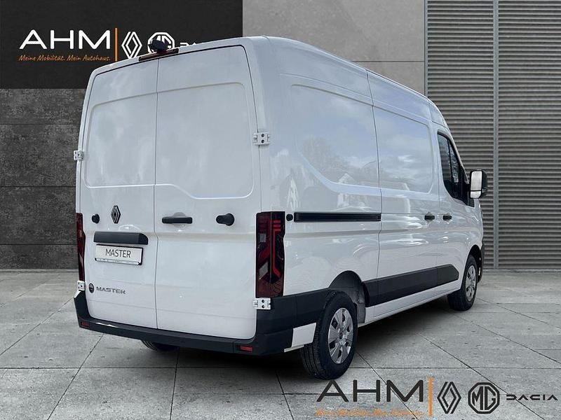 Neu Renault Master 131 PS (96 kW) 2026 Weiss Van / Kleinbus