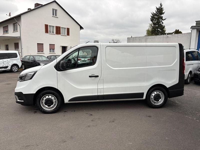 Gebraucht Renault Trafic 150 PS (110 kW) 2022 Weiß Van / Kleinbus