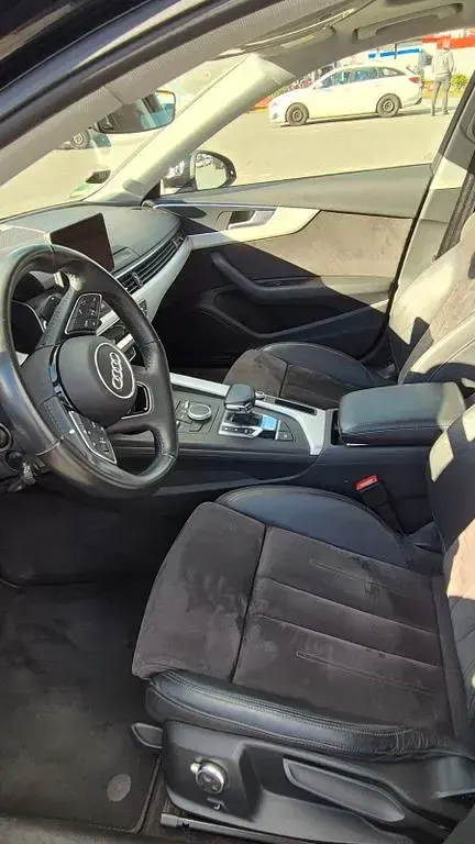 Gebraucht Audi A4 Sport 190 PS (139 kW) 2017 Schwarz Kombi