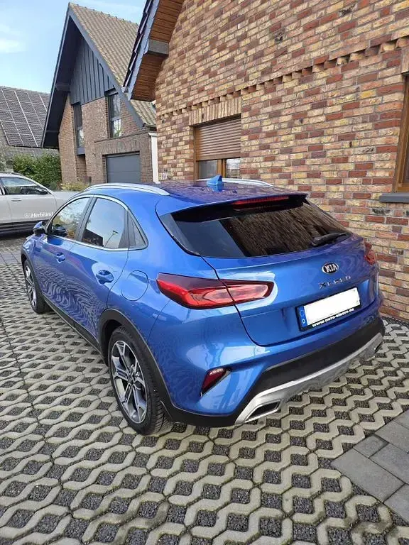 Gebraucht Kia XCeed Vision 140 PS (102 kW) 2020 Blau SUV
