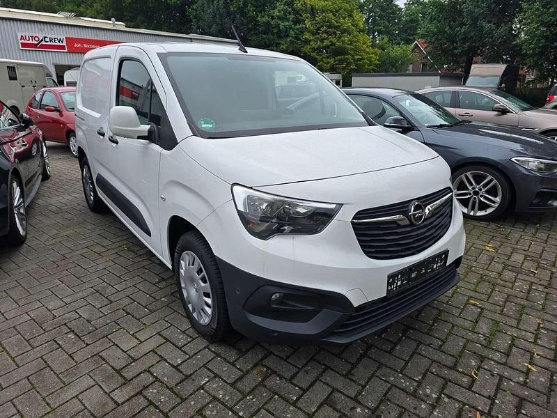 Gebraucht Opel Combo Edition 110 PS (80 kW) 2021 Weiß Van / Kleinbus