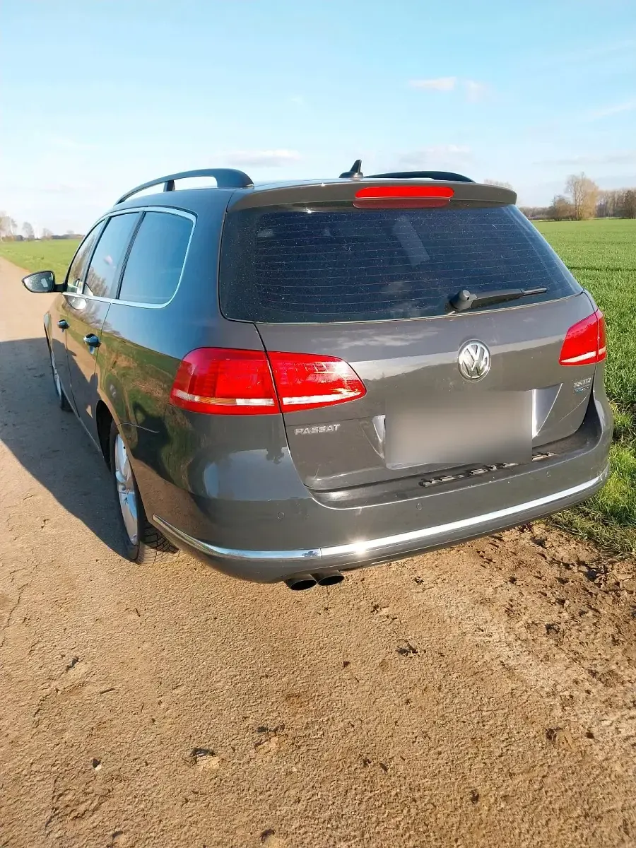 Gebraucht VW Passat 2013 Grau Kombi