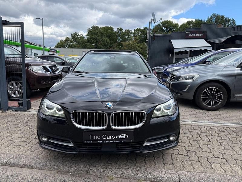 Schwarz Gebraucht 2016 BMW 520 Performance Kombi | 10.999 € (Superpreis) - Bild 1/4