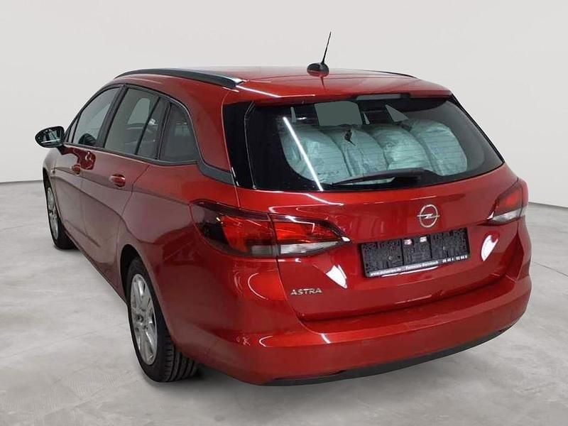 Gebraucht Opel Astra Edition 110 PS (80 kW) 2022 Chili rot metalic Kombi