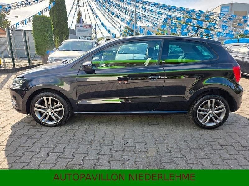 Schwarz Gebraucht 2017 VW Polo Sound Kleinwagen | 9.990 € (Guter Preis) - Bild 1/4