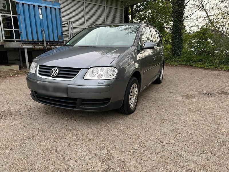 Gebraucht VW Touran 150 PS (110 kW) 2005 Grau Van / Kleinbus