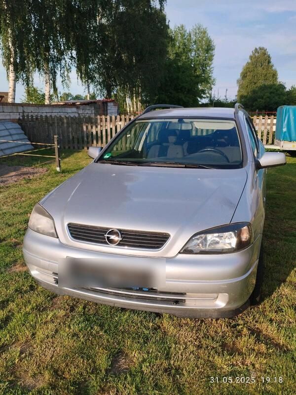 Silber Gebraucht 2003 Opel Astra Kombi | 900 € (Guter Preis) - Bild 1/4