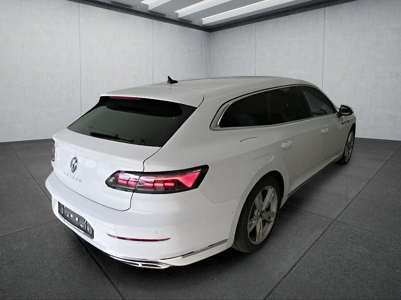 Gebraucht VW Arteon 150 PS (110 kW) 2023 Weiß Kombi