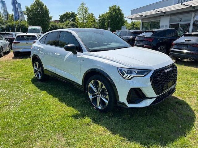 Weiß Gebraucht 2024 Audi Q3 Sportback S-Line SUV | 49.400 € (Teuer) - Bild 1/4