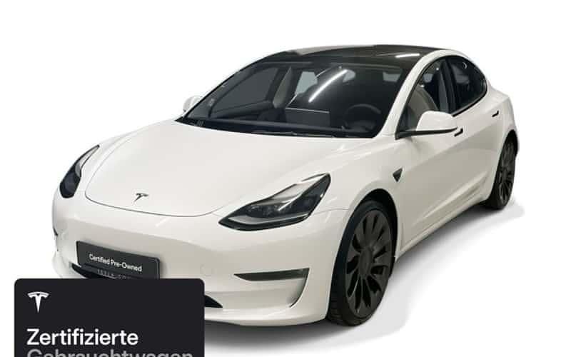 Weiß Gebraucht 2021 Tesla Model 3 Performance Limousine | 26.500 € (Guter Preis) - Bild 1/4