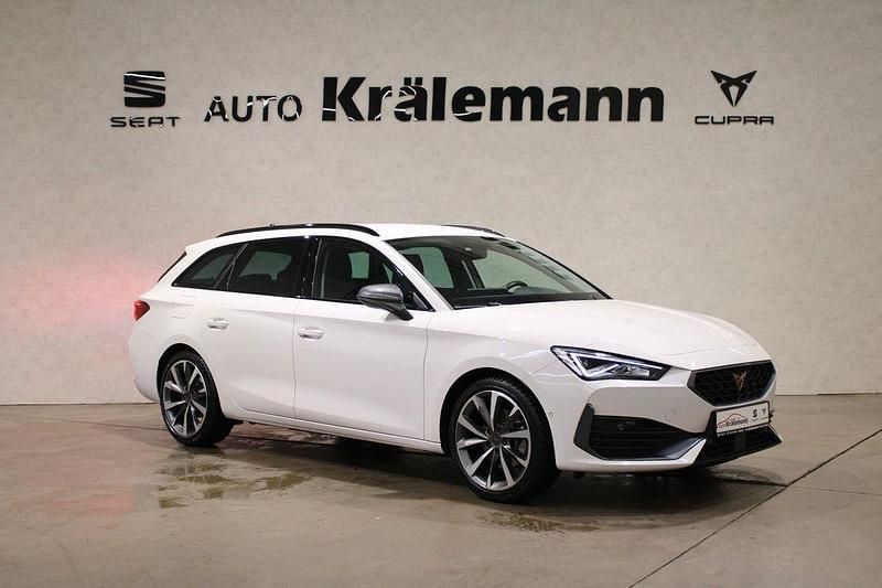 Usata Cupra Leon 150 CV (110 kW) 2024 Bianco Berlina