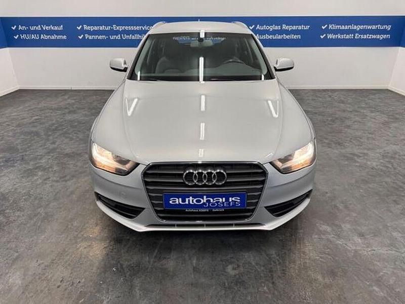 Gebraucht Audi A4 Ambiente 211 PS (155 kW) 2012 Silber Kombi