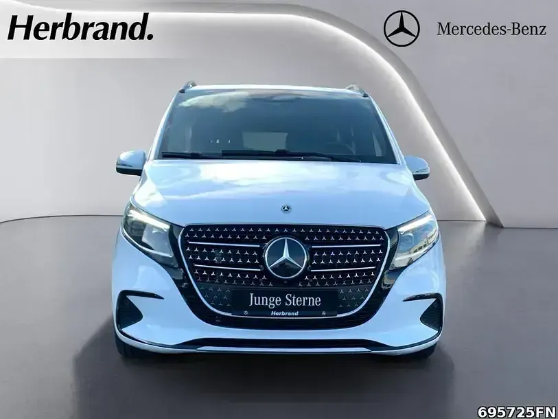 Gebraucht Mercedes V300 237 PS (174 kW) 2025 Weiß Van / Kleinbus