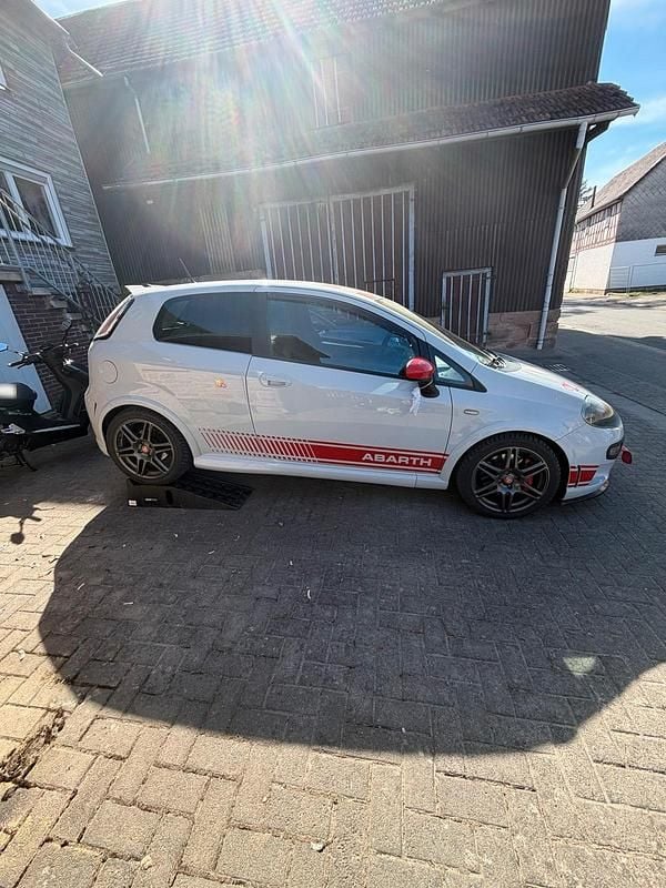 Gebraucht Abarth Punto Evo 163 PS (119 kW) 2012 Beige Kleinwagen