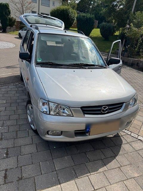 Grau Gebraucht 2002 Mazda Demio Exclusive Kleinwagen | 1.500 € (Superpreis) - Bild 1/4