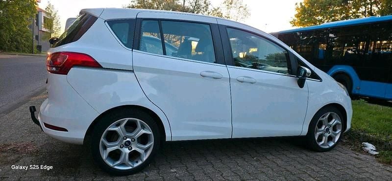 Second-hand Ford B-MAX 125 CP (91 kW) 2013 Alb Monovolum