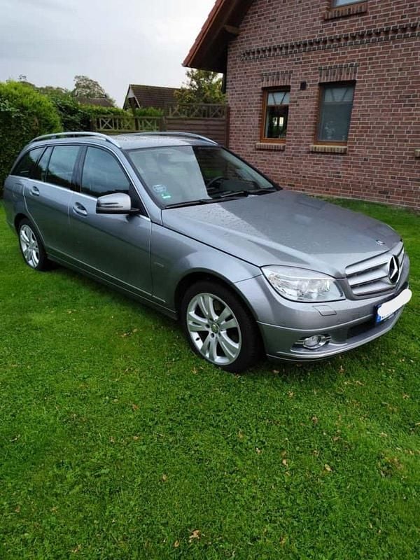 Silber Gebraucht 2009 Mercedes C350 Avantgarde Kombi | 8.500 € (Guter Preis) - Bild 1/4
