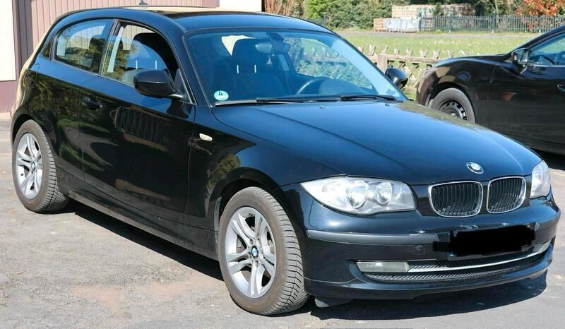 Schwarz Gebraucht 2009 BMW 116 Kleinwagen | 2.998 € - Bild 1/4