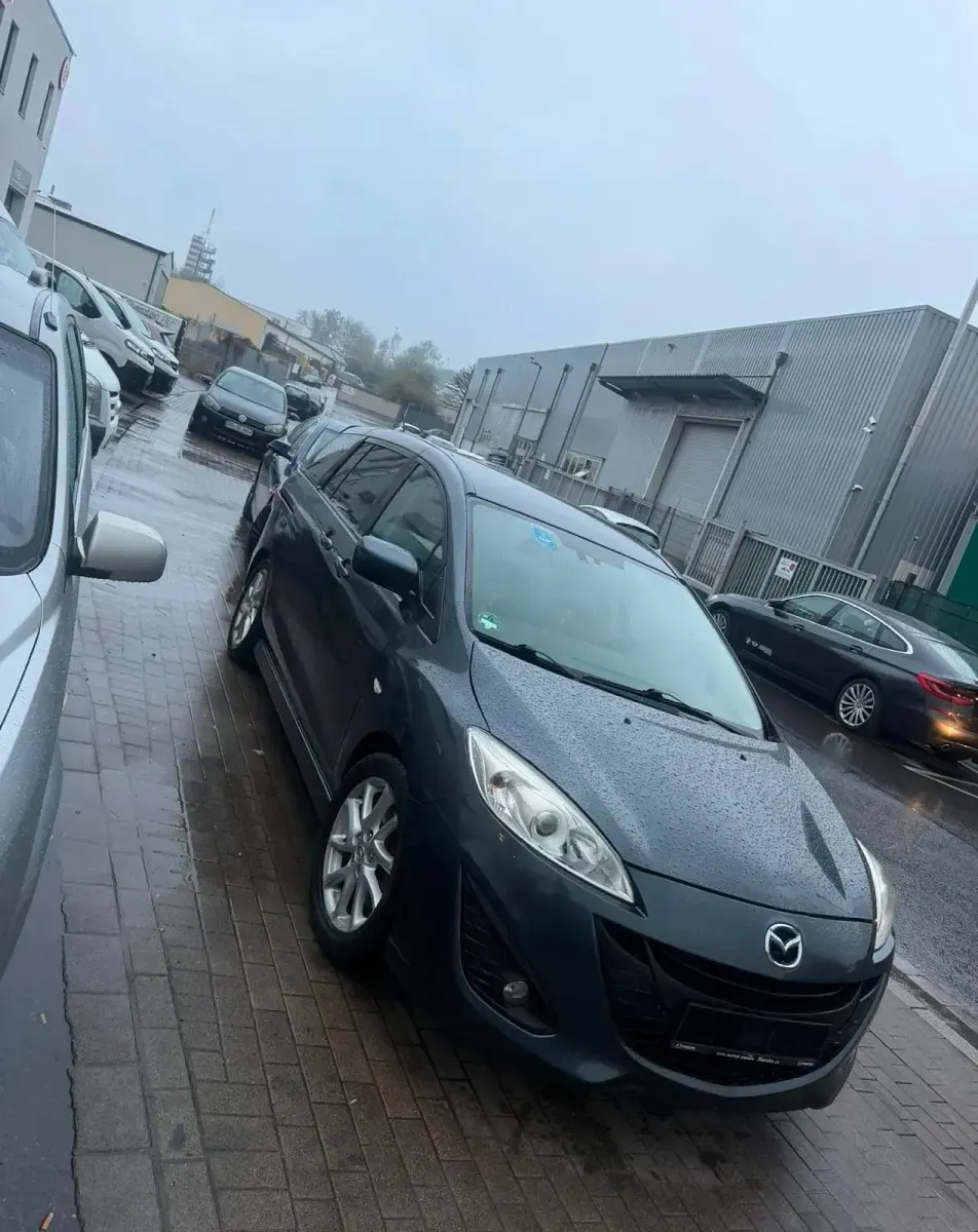 Gebraucht Mazda 5 116 PS (85 kW) 2011 Grau Van / Kleinbus