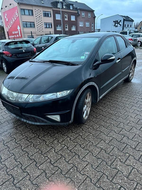 Schwarz Gebraucht 2006 Honda Civic Limousine | 2.350 € (Superpreis) - Bild 1/4