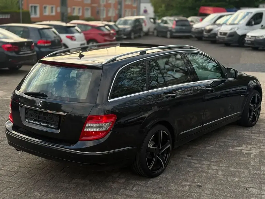 Gebraucht Mercedes C220 170 PS (125 kW) 2008 Schwarz Kombi