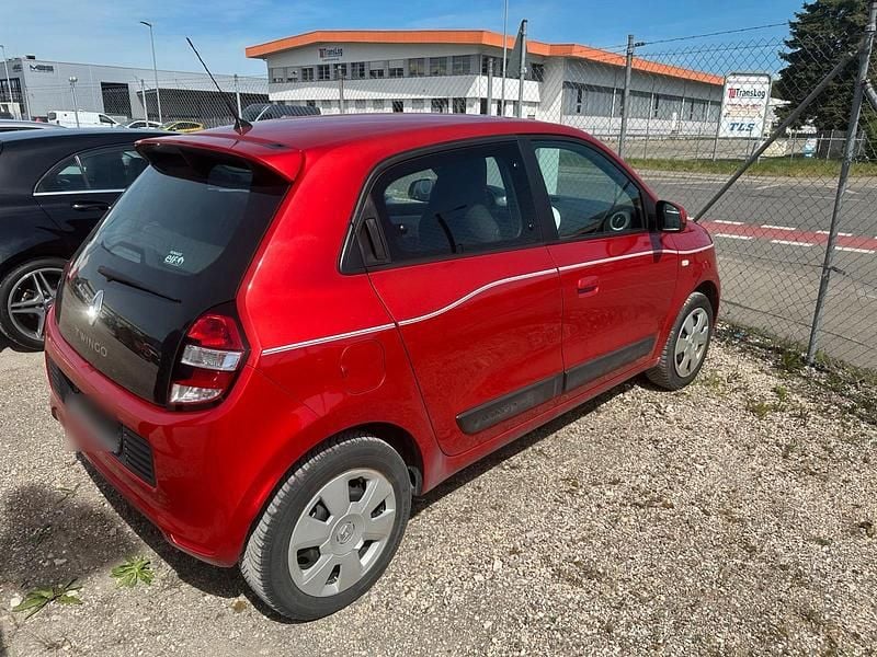 Używany Renault Twingo 70 KM (51 kW) 2016 Czerwony Hatchback