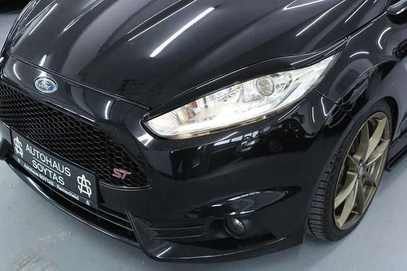 Gebraucht Ford Fiesta Performance Edition 182 PS (133 kW) 2014 Schwarz Kleinwagen