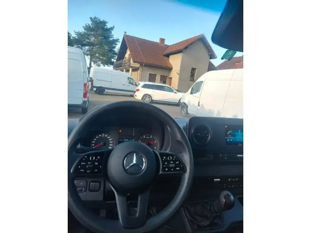 Gebraucht Mercedes Sprinter 170 PS (125 kW) 2022 Arktikweiss Van